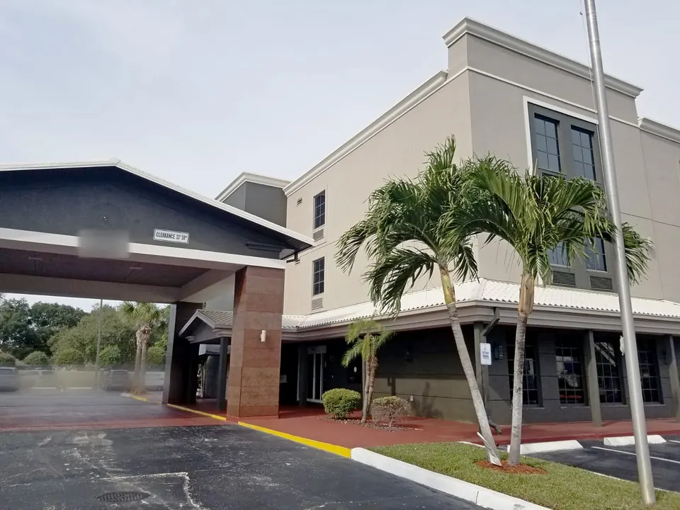 The finished entry facade